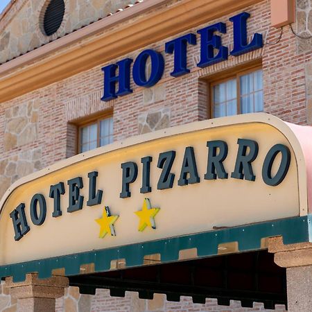 Hotel Pizarro ウマネス・デ・マドリード エクステリア 写真