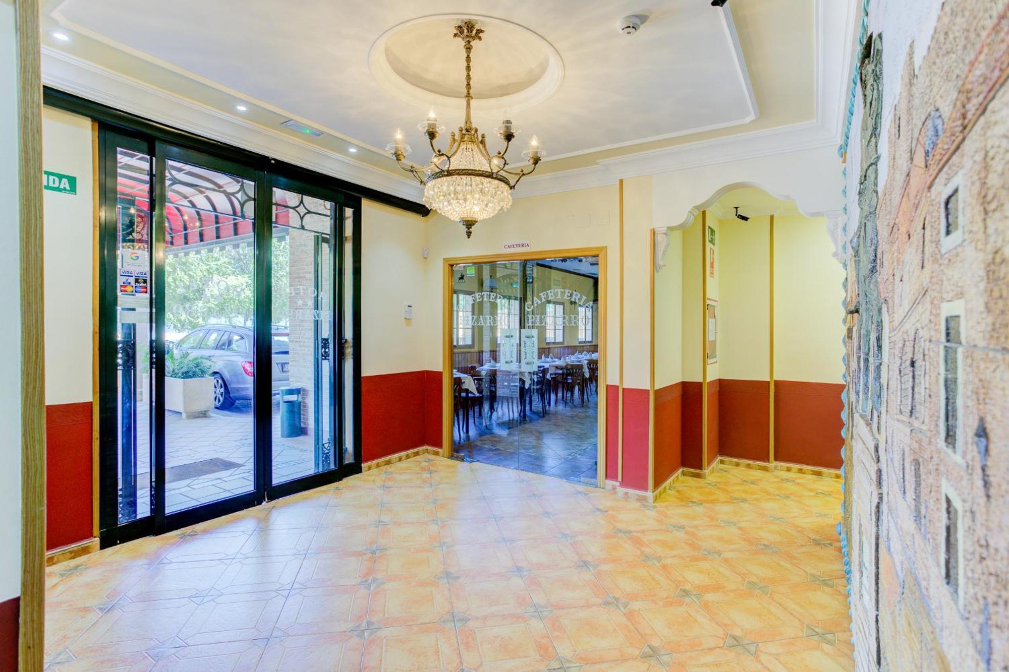 Hotel Pizarro ウマネス・デ・マドリード エクステリア 写真